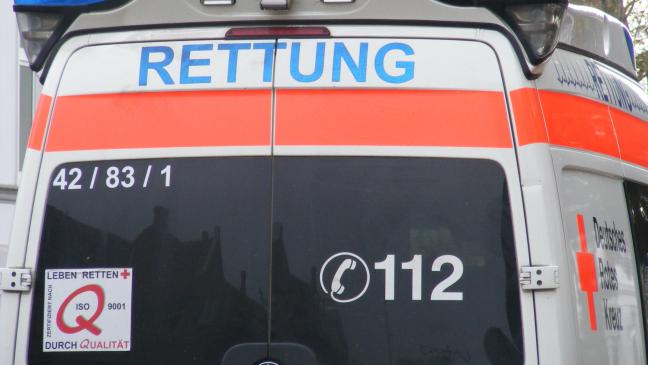 Radfahrerin von Auto angefahren