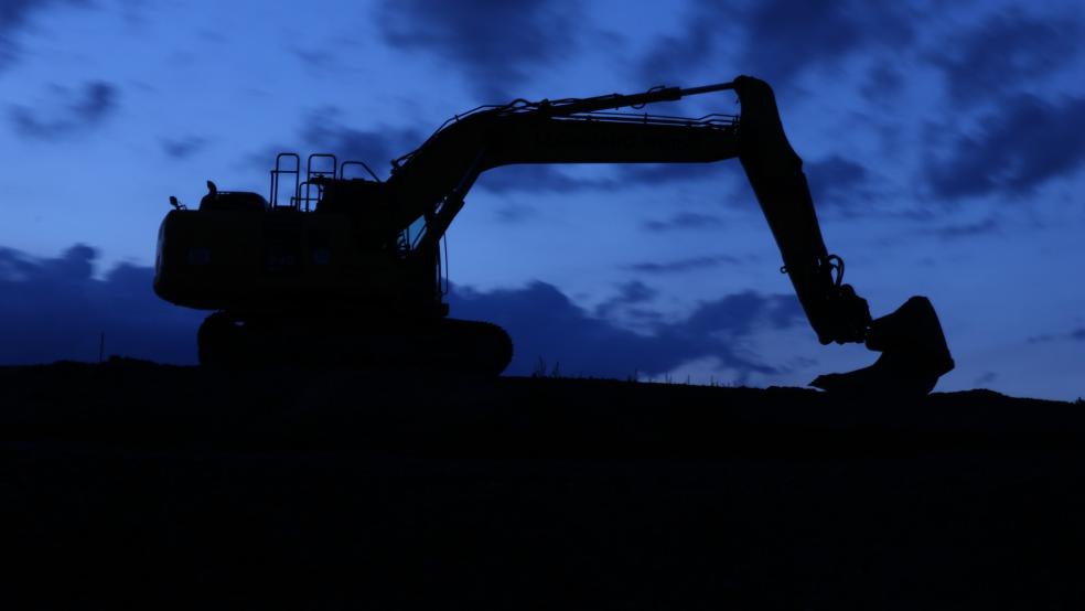 Der Bagger war auf einer Baustelle abgestellt und erst am Mittwochnachmittag betankt worden. © Pixabay (Symbolfoto)