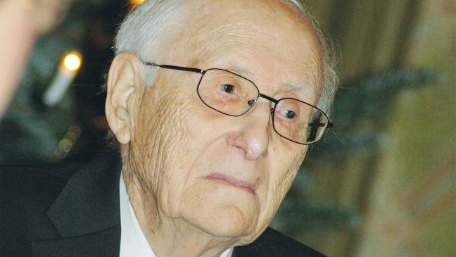 Albrecht Weinberg  mahnt in Berlin