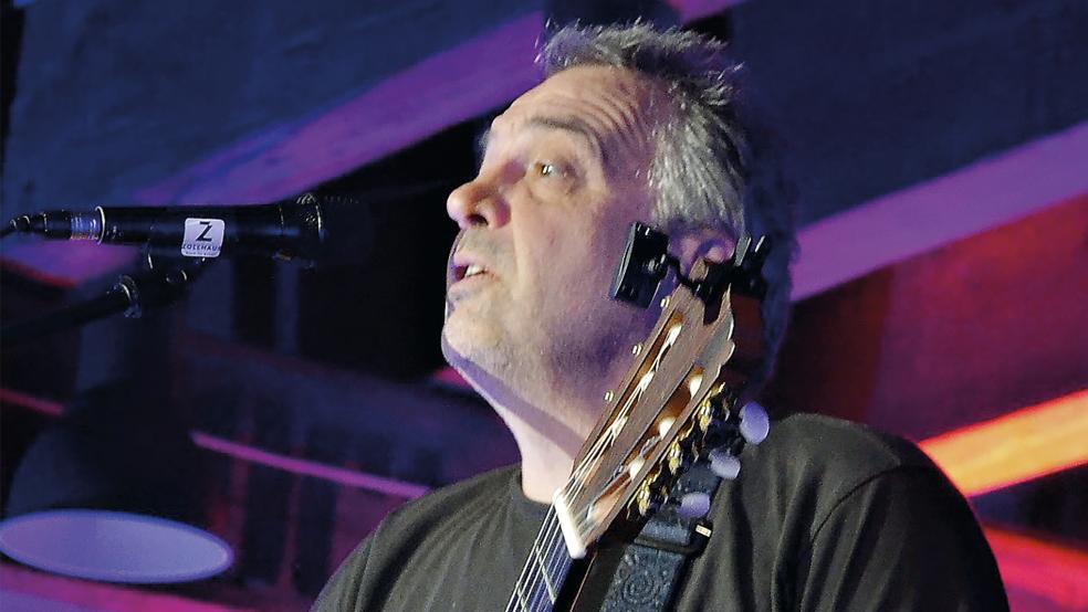 Götz Widmann spielte seine Songs aus den letzten drei Jahrzehnten.  © Foto: Ammermann
