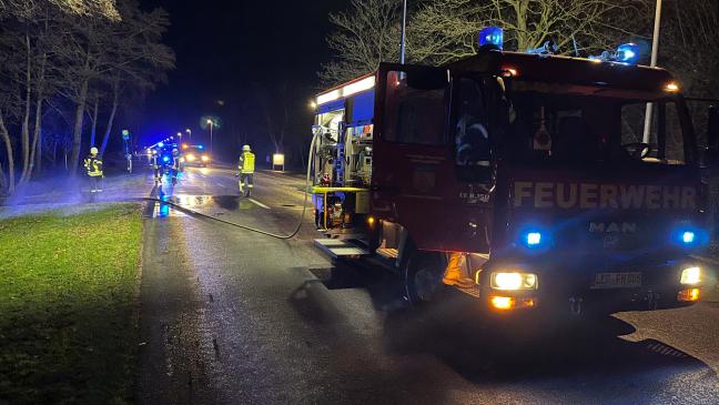 Nach Unfall rund 5000 Liter Gülle auf Straße