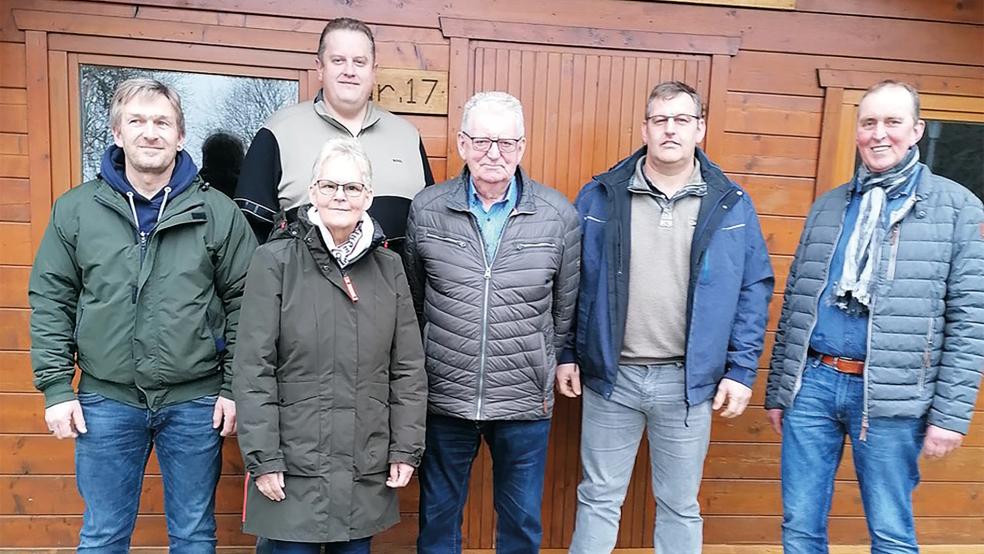 Bernd Feenders (von links), Hildegard Hinderks, Jörg Wilbers, Broer Wübbena- Mecima, Andreas Groen und Reinhard Schüür trafen sich zur Klausurtagung. Es fehlen Meike Lübbers und Andreas Silze. © Foto: privat