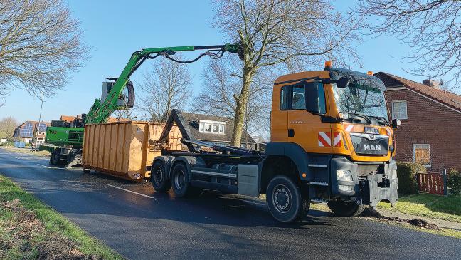 Alte Platanen weichen neuem Radweg