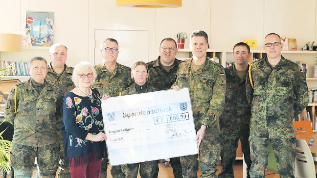 Soldaten spenden für Hospiz-Initiative
