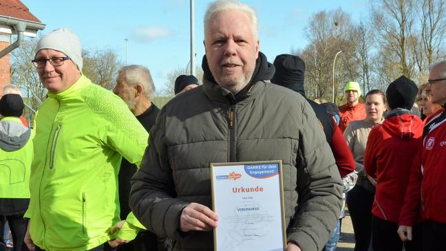Uwe Flink ist nun »Vereinsheld«