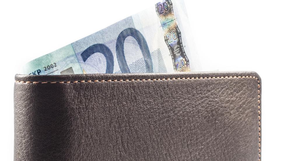 Der gesuchte Mann entwendete einem Restaurant-Mitarbeiter ein Portemonnaie aus der Jackentasche. © Pixabay (Symbolfoto)