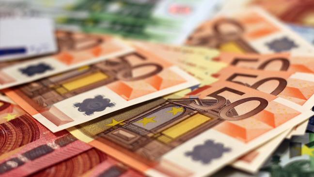 Mit Falschgeld zwei Pizzaboten bezahlt