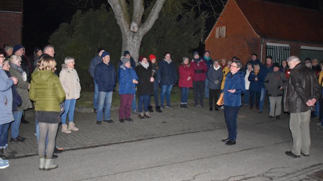 Demo für Pastorin: »Bitte bleiben Sie hier«