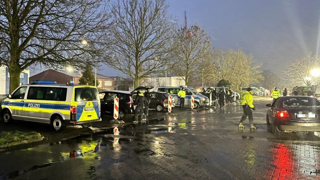 Haftbefehle, Drogen und technische Mängel