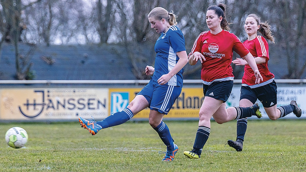 Svenja Krüger trug mit zwei Treffern zum 4:0-Sieg der Möhlenwarferinnen bei.  © Foto: Jungeblut