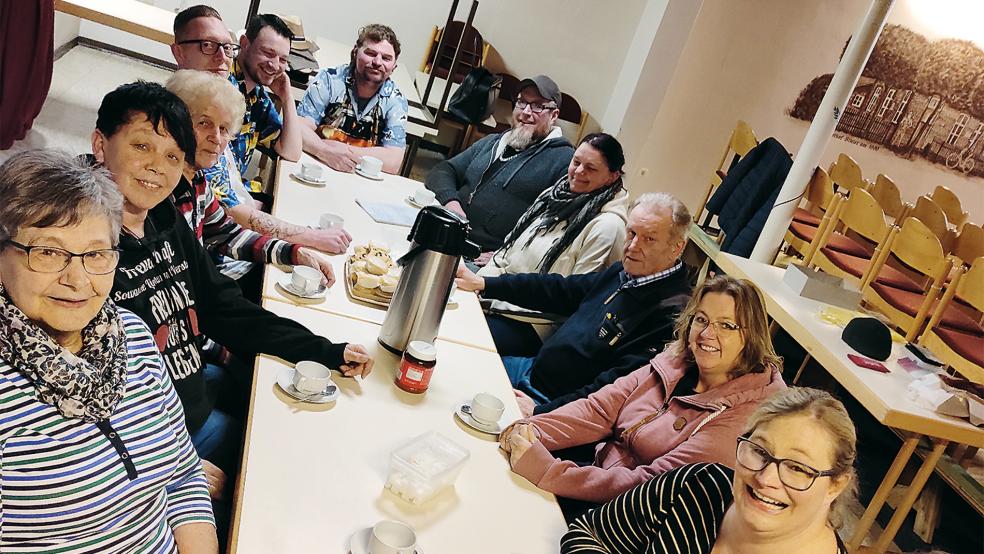 Die Mitglieder der Theatergruppe freuen sich auf die Premiere.  © Foto: Himstedt