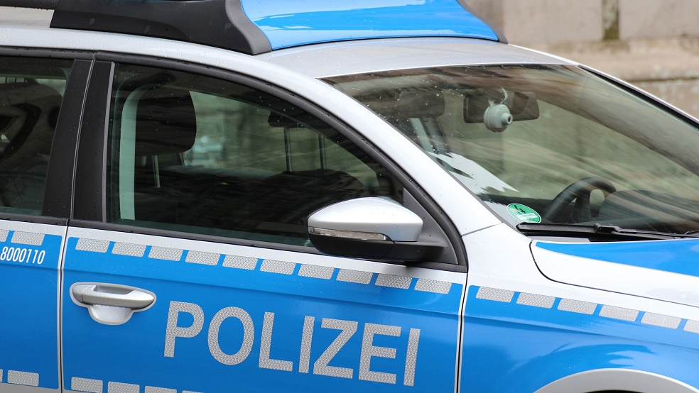 Die Polizei fahndet nach zwei Männern, die bereits am 16. März in Steenfelde einen stehenden BMW rammten und sich auch sonst ziemlich aggressiv verhielten.  © Foto: Pixabay