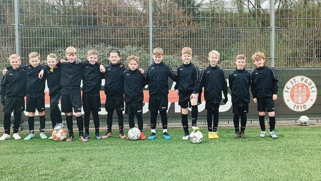 Ostfriesen halten beim FC St. Pauli gut mit