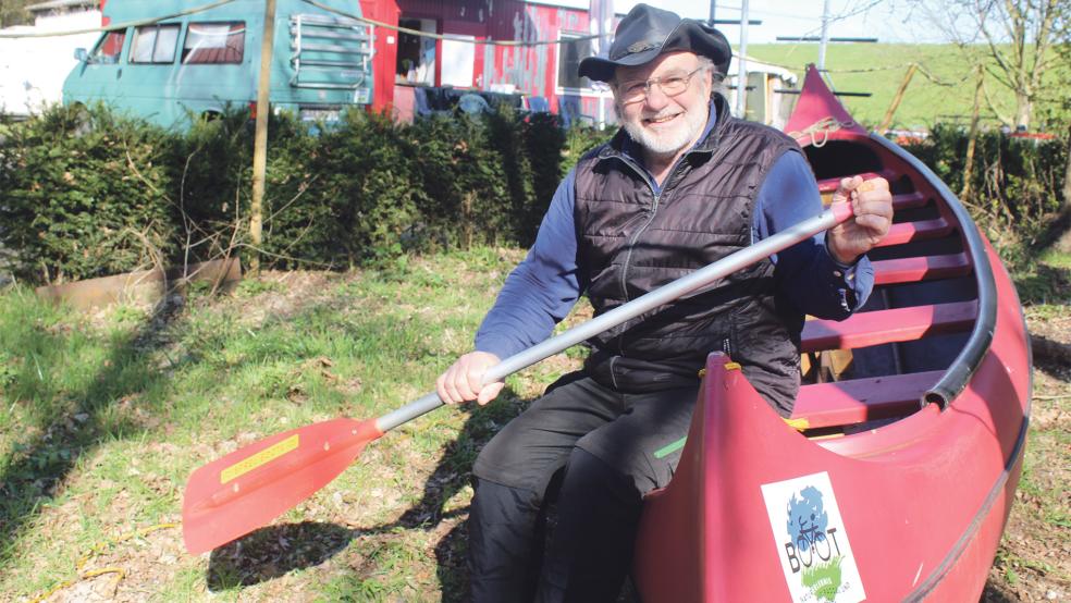 Norbert Deger, Betreiber der Paddel-und Pedalstation in Weener, war im Winter nicht untätig und hat hohe Ziele für die nun begonnene Saison.  © Foto: Busemann