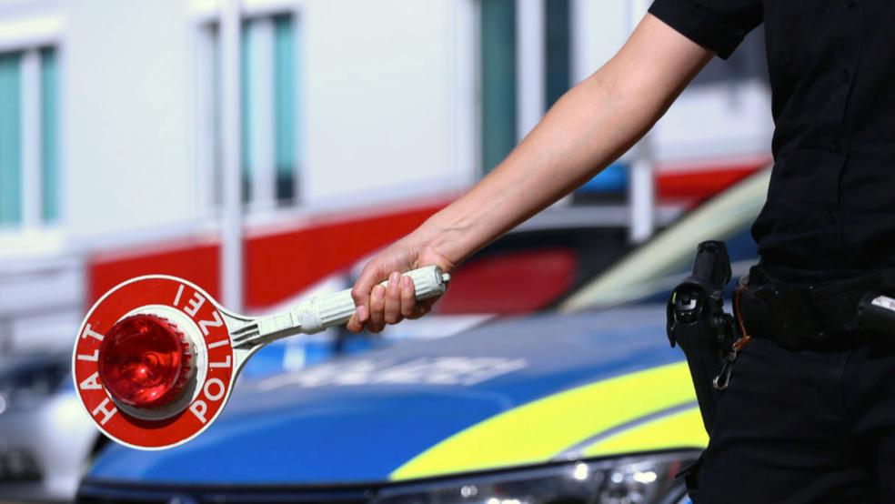 Die Polizei hat in Weener einen 29-Jährigen aus dem Verkehr gezogen, der berauscht mit dem Auto unterwegs war. © Symbolfoto: Polizei