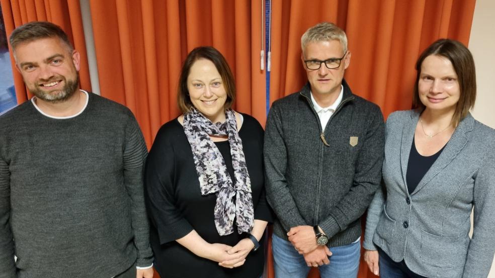 Die neue Fraktionsspitze der SPD im Bunder Rat mit dem scheidenden Vorsitzenden Christian Reck. Von links: Rainer Wilken, Ilona Meyer, Christian Reck und Anja Freesemann. © privat