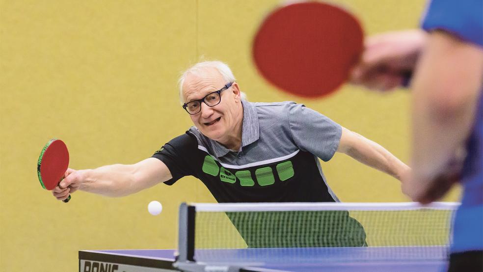 Peter Broos verlor gegen Borssum II sowohl im Doppel als auch im Einzel jeweils äußerst knapp im fünften Satz.  © Foto: Bruins