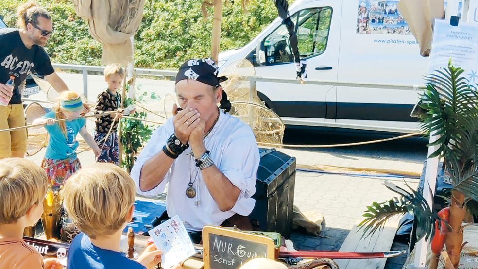 Bekommt die Grundschule Holthusen ein Piratenfest? Der Schülerrat hofft auf viele Online-Stimmen, um beim Förderprogramm der Sparda-Bank zu gewinnen.  © Foto: Piratenfest.info