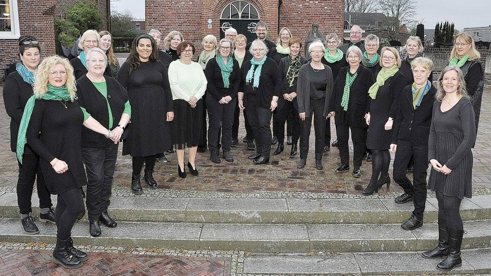 Zu einem Festkonzert zu seinem 20-jähriges Bestehen lädt der Bingumer Gospelchor »Celebration« am 22. Juni ein.  © Foto: Wolters