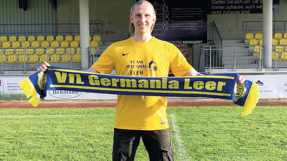 Sebastian Kulas rückt in Leer in die 1. Herren auf.  © Foto: privat