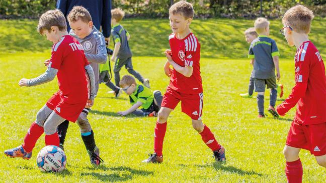 Festivals des Kinderfußballs im Rheiderland