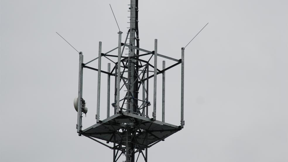 Zwei Funkmasten, hier ein Symbolbild, sollen in St. Georgiwold und in der Ortschaft Vellage installiert werden.<br />  © Foto: Hoegen