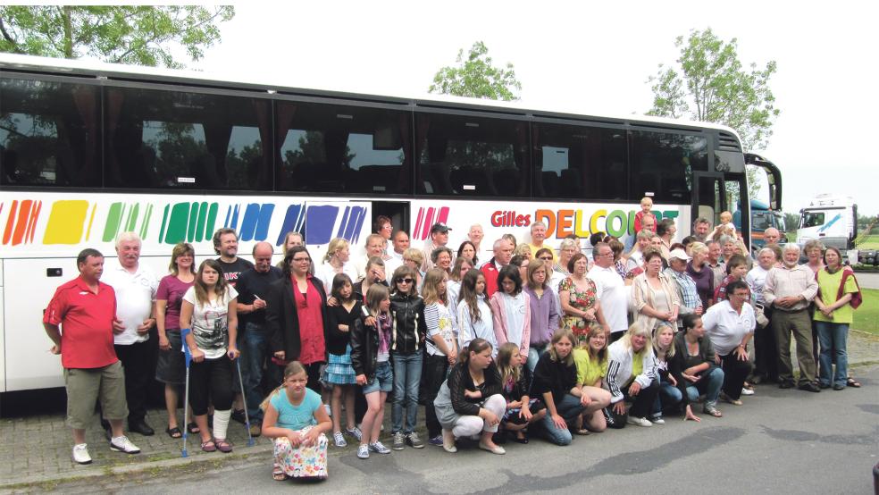 Am 18. Mai, also am Himmelfahrtstag, wird wieder ein Bus aus Weeners Partnerstadt Les Pieux im Rheiderland ankommen. Die 31 Franzosen bleiben für ein verlängertes Wochenende in der Stadt. Hier ein Archivbild eines vergangenen Besuchs.  © Foto: privat