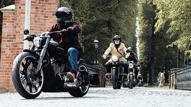 Biker fuhren für Männergesundheit