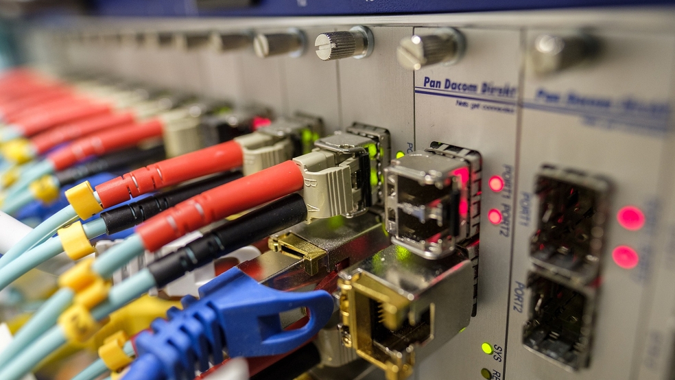 In einer kleinen Technikstation habe eine Hardware-Komponente ausgetauscht werden müssen, erklärte EWE-Pressesprecher Volker Diebels. © Pixabay (Symbolfoto)