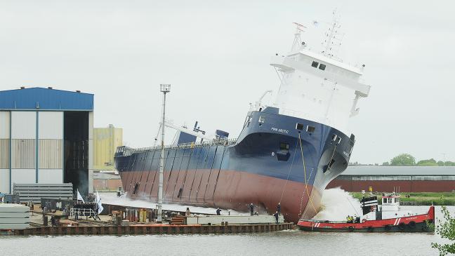 Extralang für »windige Frachten«: Stapellauf für »Arctic«