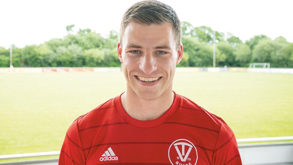 Christoph Buse kam in Norden als Stürmer zum Einsatz und traf zum 0:2.  © Foto: Bruins