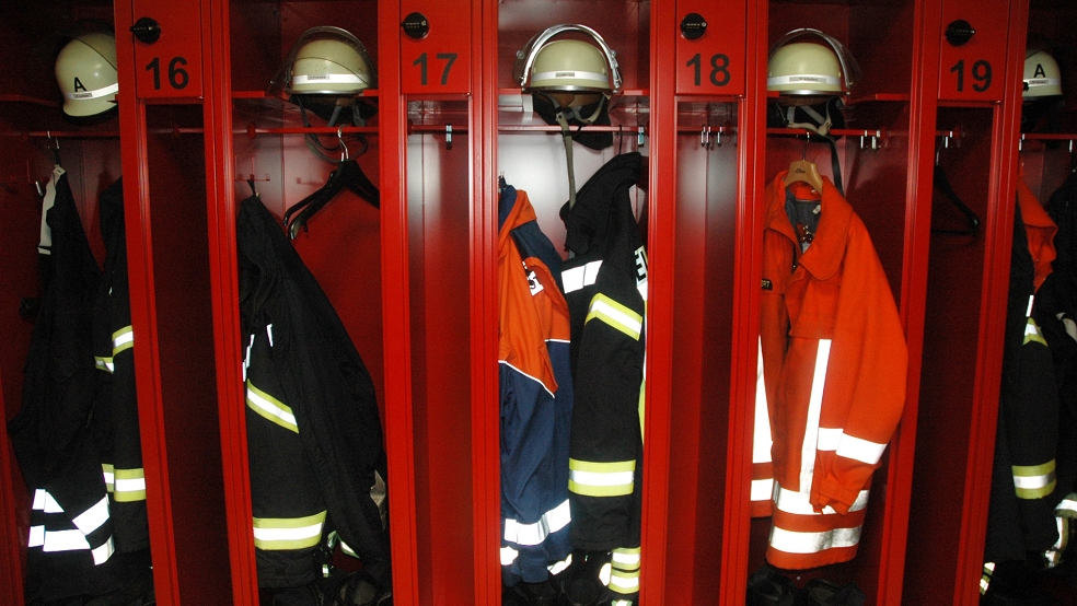 Nach kurzer Kontrolle und Rückstellen der Anlage rückten die Feuerwehrleute wieder ein.   © Szyska (Symbolfoto)