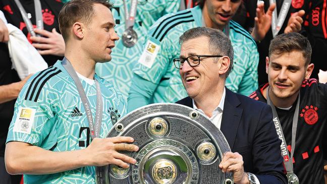 Bayern-Chef aus Aurich lädt B-Juniorinnen ein
