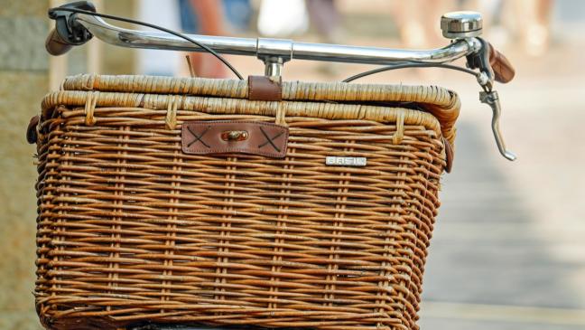Geldbörse aus Fahrradkorb entwendet
