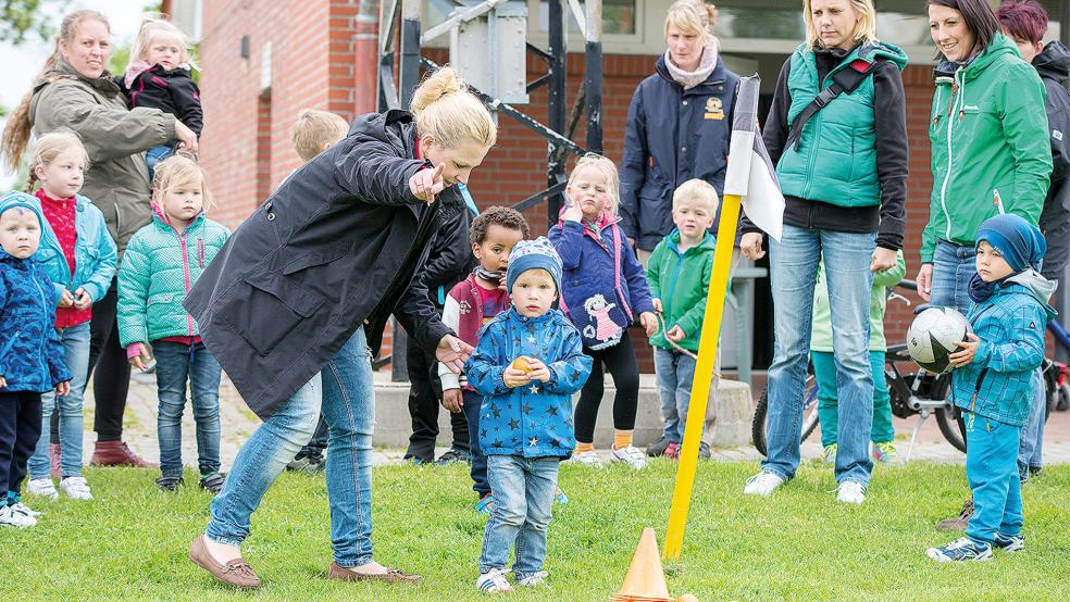 Die Kinderolympiade ist der Klassiker auf der Sportwoche des MTV Ditzum. Bereits seit 1979 wird sie ausgetragen. Damit ist es in diesem Jahr die 44. Auflage.  © Foto: privat