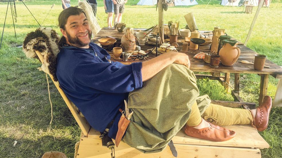 Mittelalterliche Lebensart soll auf dem Markt an der Burg Stickhausen gezeigt werden. Mit-Organisator Sandro Cotterli freut sich diverse Heerlager, die das Gelände bevölkern werden.  © Fotos: privat