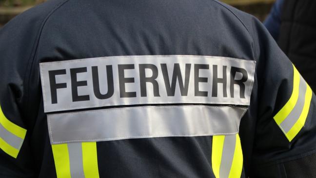 Waschmaschine und Trockner fangen Feuer