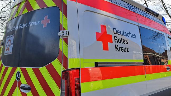 Von Auto erfasst: Kind schwer verletzt