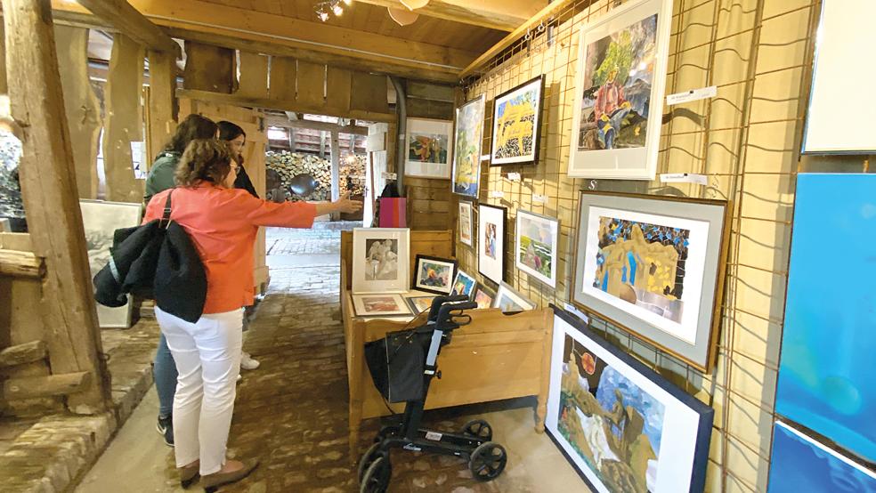 Auch Gemälde waren Teil der Veranstaltung. © Fotos: Kuper 