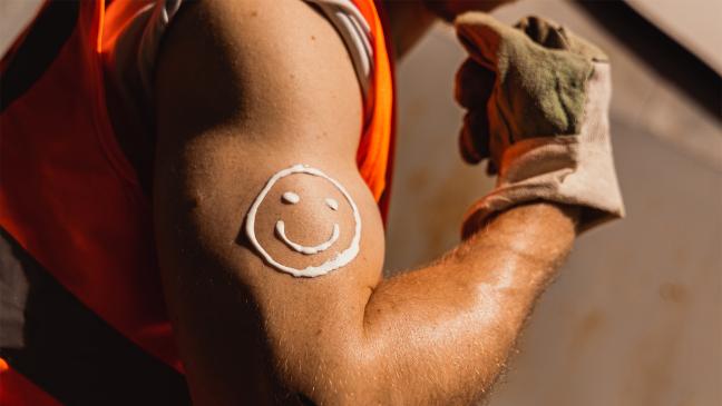 Sonnenmilch und möglichst viel trinken