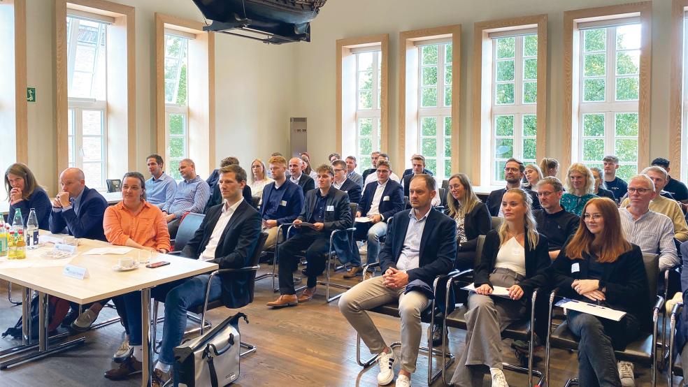 27 Auszubildende haben eine Weiterbildung zum »Energie-Scout« abgeschlossen.  © Foto: IHK