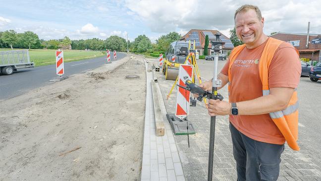 Betonarbeiten für neuen Radweg an der K 32