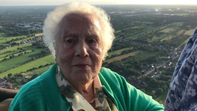 Mit 90 Jahren hoch hinaus