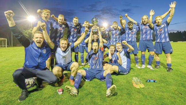 Möhlenwarf holt sich den Rheiderland-Pokal