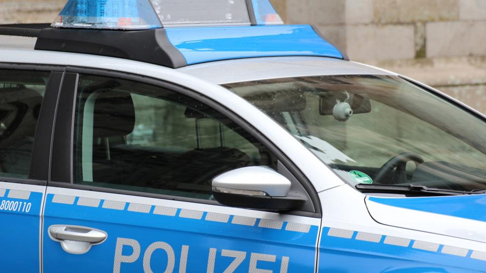 Die Polizei sucht den Verursacher eines Unfalls auf der A 28 bei Filsum. © pixabay
