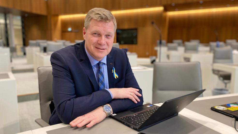 CDU-Landtagsabgeordneter Ulf Thiele aus Filsum (Foto) fordert den Rücktritt von Nabu-Landeschef Holger Buschmann. © Hanken