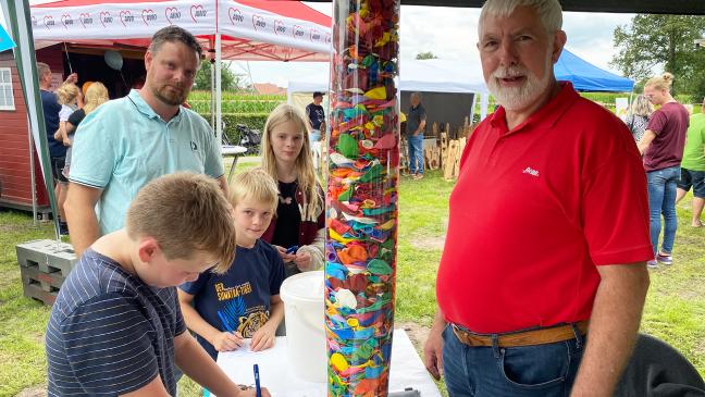 Großes Fest im kleinen Dorf