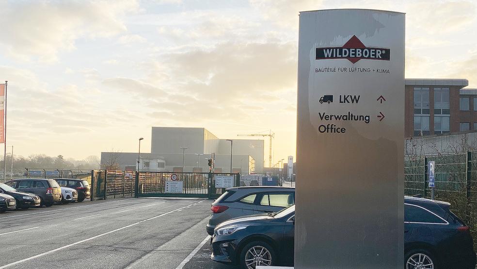 Das Weeneraner Groß- und Familienunternehmen Wildeboer Bauteile kann wieder mit der Produktion beginnen. Nach der Hacker-Attacke Mitte Juli sind die IT-Schutzschilde des Betriebes wieder voll aktiviert.  © Foto: Hanken