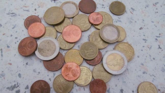 Dieb flüchtet mit 100 Euro Wechselgeld