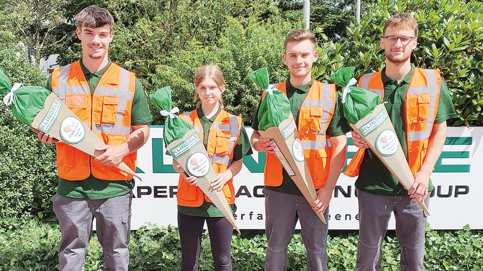 Starten ihre Ausbildung bei Klingele: Jonas Koenen (von links) Saphira Pargmann, Bram van Leeuwen und Jannek Hinderks.  © Foto: Privat